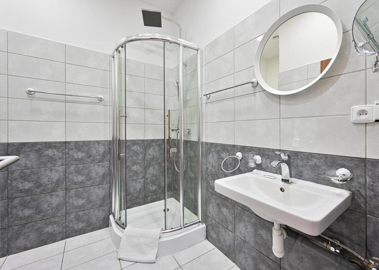 Rabie Aparthotel Prague Exterior photo